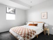 Stylish 1 Bedroom+ study Free Unlimited Wi Fi Valued at...