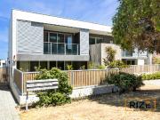 Stylish 1BR Urban Retreat