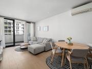 Style & Convenience on the Thornbury Fringe