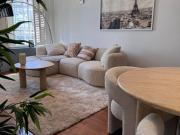 Stylish 2 Bed | Walk to Harrods, Fiber WiFi