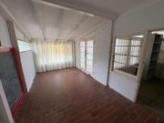 STYLISH 2 BEDDER STEPS FROM THE PARK AND THE NEW GRAFTON...