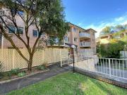 Stylish 2 Bedroom Apartment !