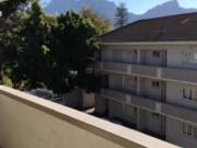 Stylish 2 Bedroom Apartment for Rent in Kenilworth