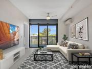 Stylish 2 Bedroom Apartment in Coburg