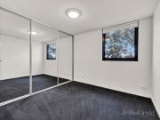 Stylish 2 Bedroom Apartment in Prime Ivanhoe Heidelberg...