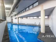 Stylish 2 Bedroom Apartment in Prime Southbank Location