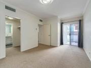 Stylish 2 Bedroom Apartment in the Heart of New Farm!