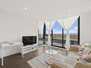 Stylish 2 Bedroom Apartment with Panoramic Balcony Views...