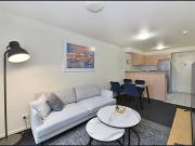 Stylish 2 Bedroom Furnished Apartment in CBD Free Tram...
