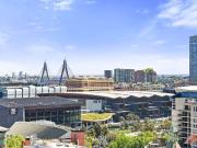 Stylish 2 Bedroom + Study Apartment in Inmark Tower,...