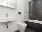 Stylish 2 Bedroom Unit in Excellent Location!