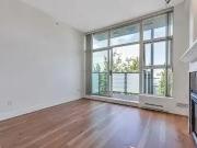 Stylish 2 Br studio near UBC High Ceilings, In Suite...