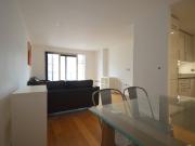 Stylish 2 Double Bedroom Apartment E16