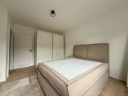 Stylish 2 Room Apartment in the Heart of Bornheim –...