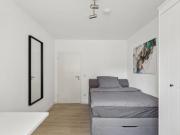 Stylish 2 Room Apartment near Berger Straße – Fully...