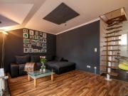 Stylish 2 room maisonette flat with top transport...