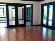 Stylish 3 Bedroom House and Lot for Sale in San Lorenzo...