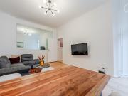 Stylish Altbau Apartment with Balcony in the Heart of...