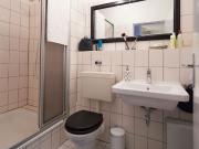 Stylish and furnished apartment with a balcony in Essen...