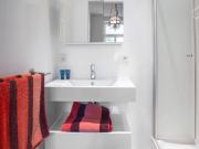 Stylish and modern antique mix: Beautiful 2 room...
