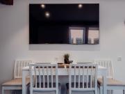 Stylish and quality apartment right on the river, Bremen... Stylish and quality apartment right on the river, Bremen...