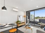 Stylish and Sleek Apartment at 'Embassy'
