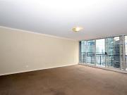 Stylish and spacious 2 bedroom apartment