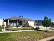 Stylish and Spacious Family Home in Wodonga