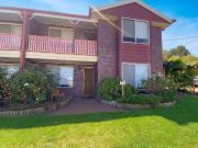 Stylish and Spacious Townhouse in Leeton