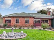 Stylish and Stunning 3 Bedroom home!