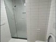 Stylish Apartment for Rent in the Heart of Melbourne!