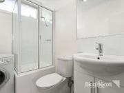 Stylish apartment in sought after location!