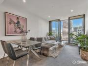 Stylish Apartment Living in Prestigious Parque Complex