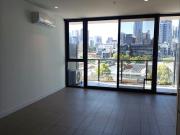 Stylish Apartment, Low Maintenance Appeal!