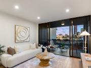 Stylish Apartment with Beautiful Views in the Heart of...