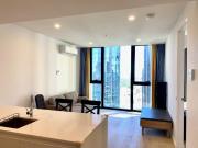 Stylish Apartment with Stunning City Views