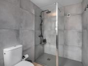 ★Stylish Apt & Sunny Balcony ★Old Town ★5min Beach