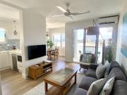 Stylish beachside apartment with elevated ocean outlooks