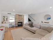 Stylish Beachside Villa 80m to the Sand Fully Furnished