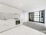 Stylish CBD Living in the Heart of Melbourne Spacious...