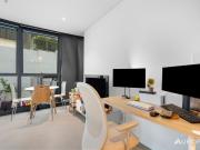 Stylish CBD Living Spacious 2 Bedroom Apartment in...