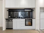 Stylish City Living Near Flagstaff Gardens