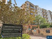 Exceptional 2 Bedroom Apartment with City Views in...