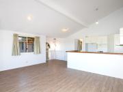 Stylish Coastal Townhouse in Prime East Ballina Location