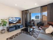 Stylish Corner 2 Bedroom Apartment in Sought After “La Vida”