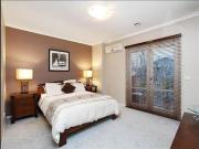 STYLISH FAMILY HOME!