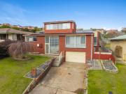 Stylish Family Home in a Fantastic Location