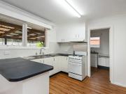 Stylish Family Home in the Heart of Glen Waverley School...