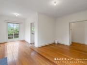 STYLISH FAMILY LIVING IN A PREMIUM BALWYN NORTH LOCATION