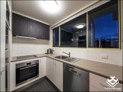 Stylish Fully Furnished Apartment with River Views â...